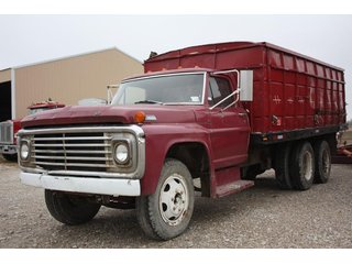 Property photo 9 - FARM EQUIPMENT AUCTION IN KNOX COUNTY, INDIANA